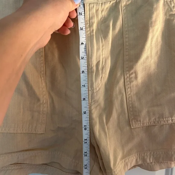 Universal Thread Tan High Waisted Shorts - Picture 5 of 9